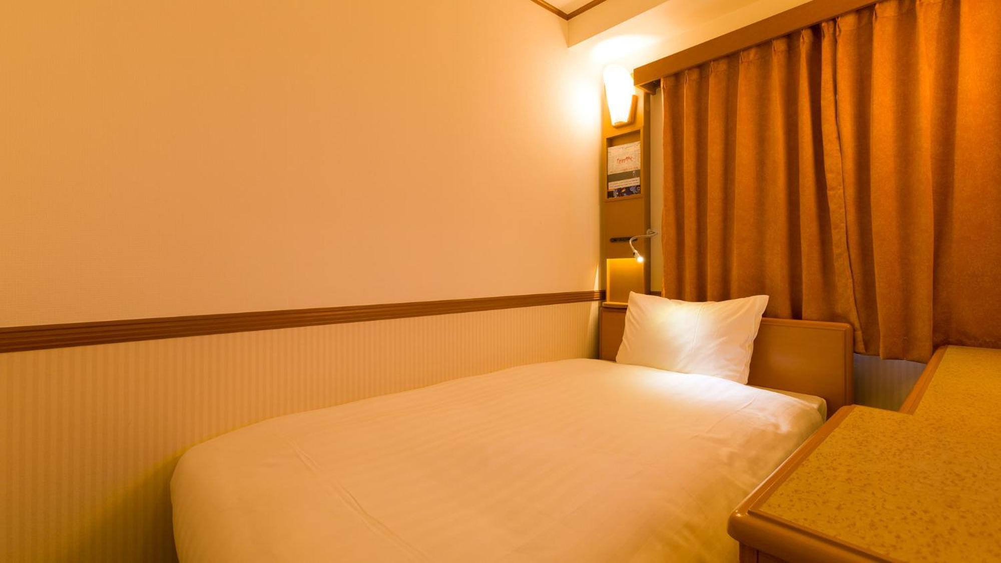 Toyoko Inn Shin-Yokohama Ekimae Honkan Yokohama (Kanagawa) Quarto foto