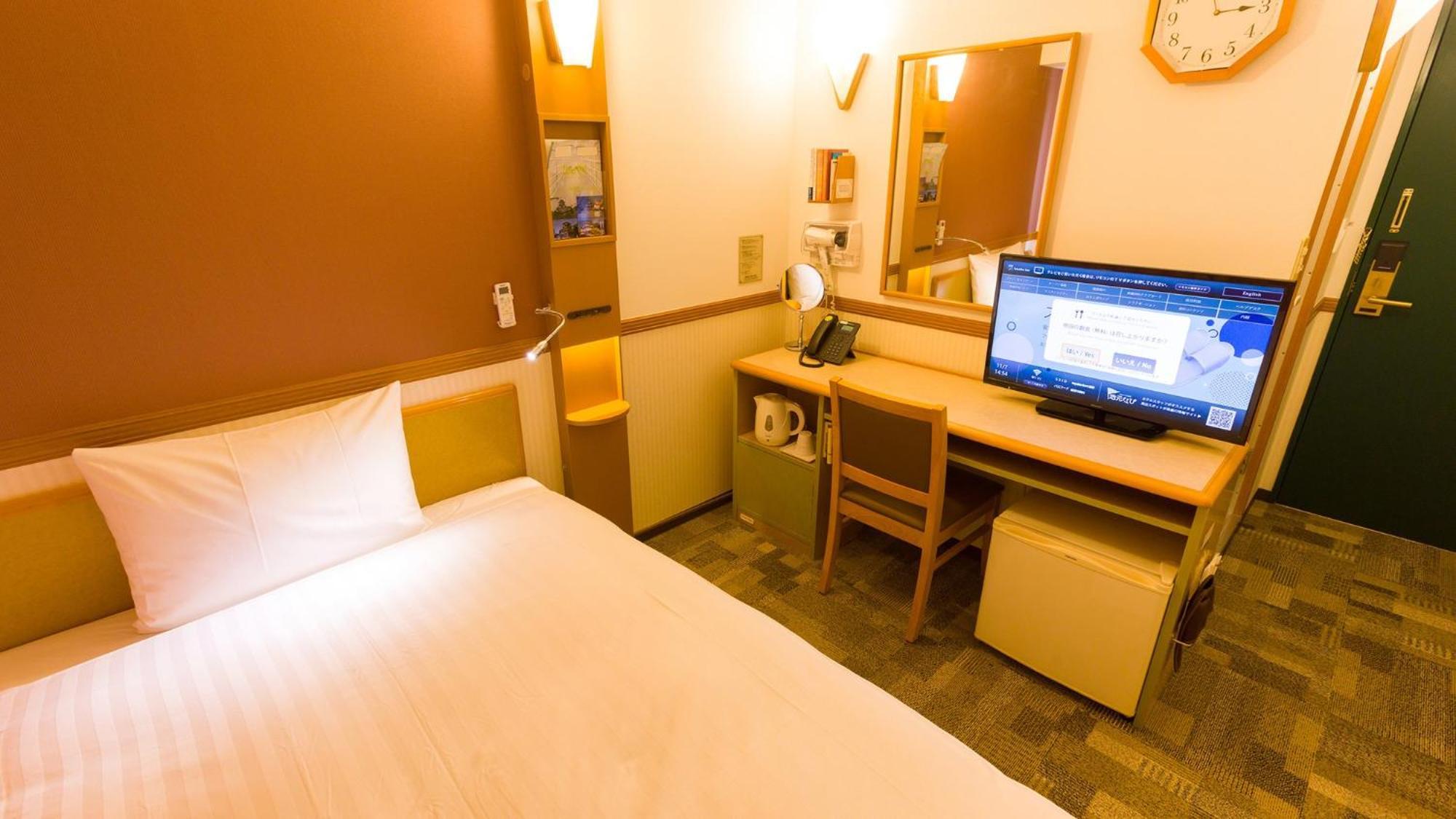 Toyoko Inn Shin-Yokohama Ekimae Honkan Yokohama (Kanagawa) Quarto foto