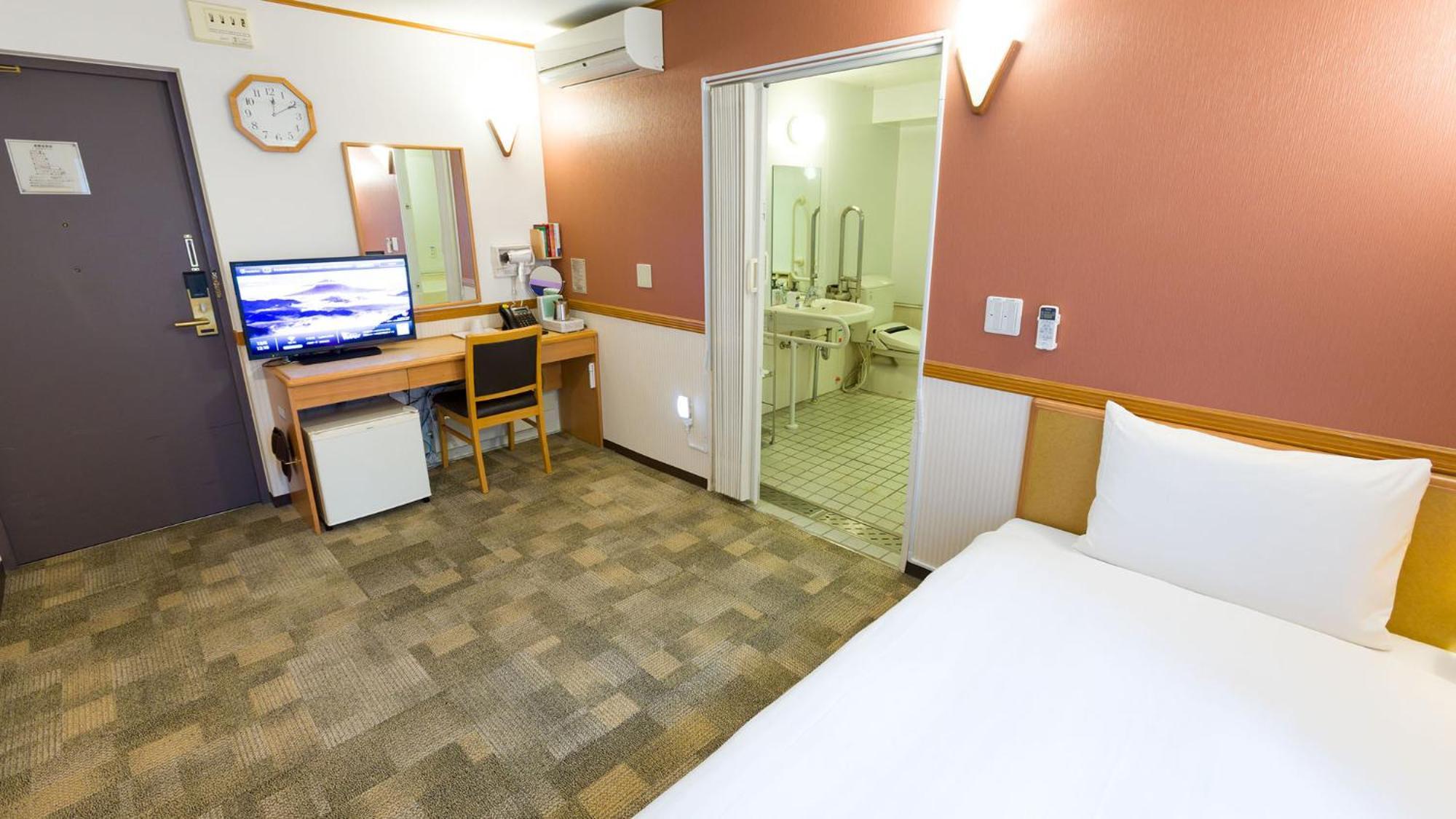 Toyoko Inn Shin-Yokohama Ekimae Honkan Yokohama (Kanagawa) Quarto foto