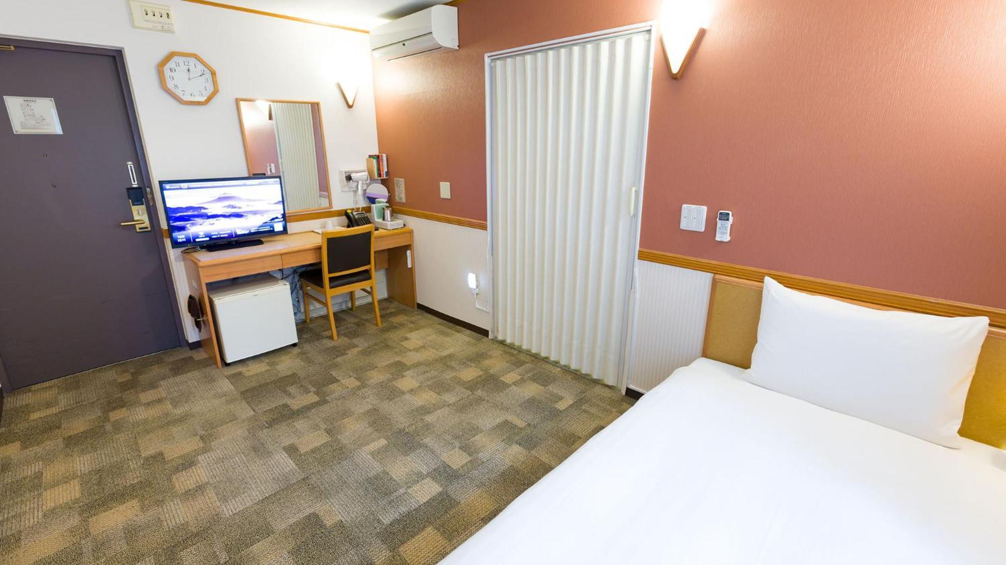 Toyoko Inn Shin-Yokohama Ekimae Honkan Yokohama (Kanagawa) Quarto foto