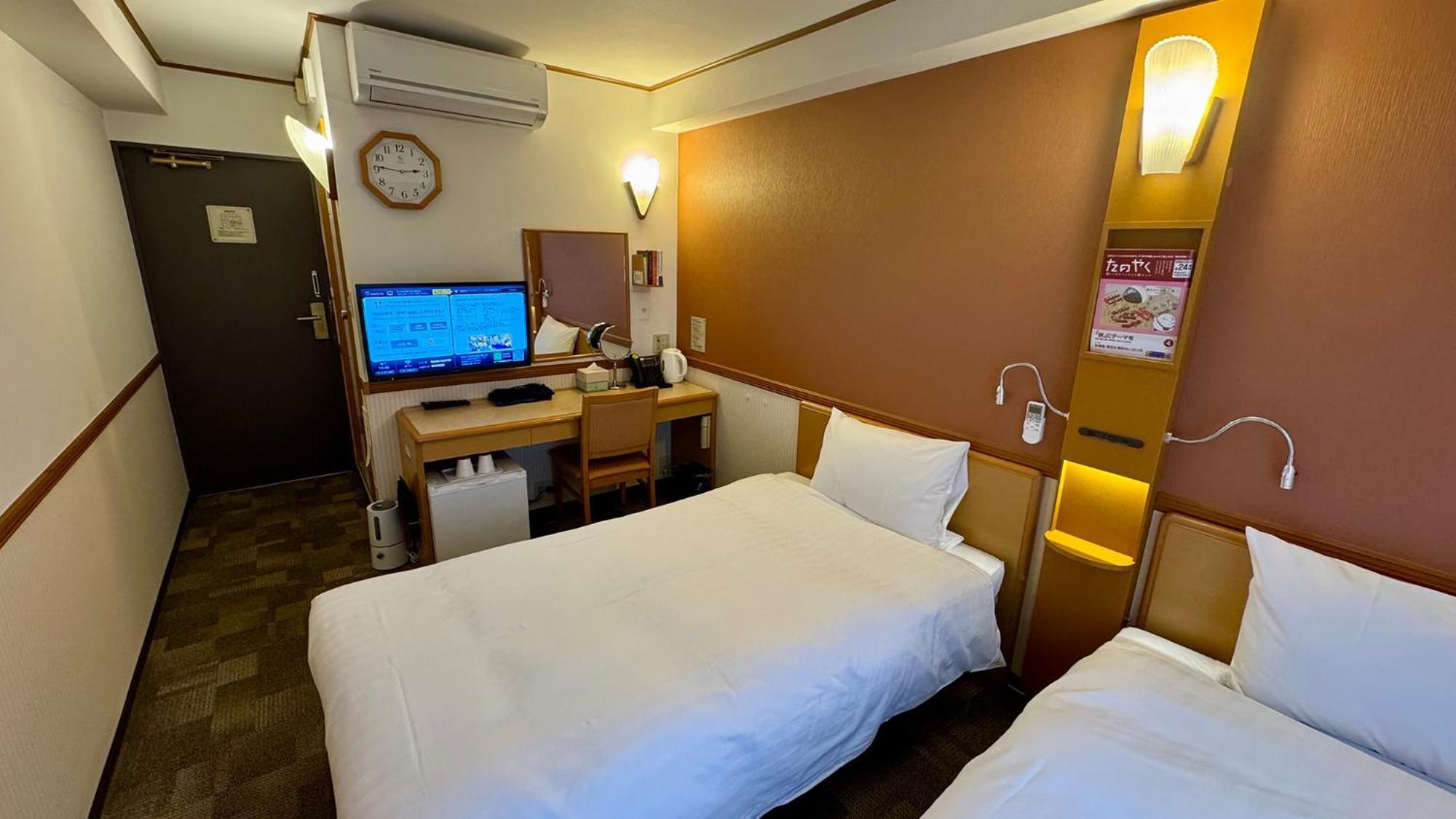 Toyoko Inn Shin-Yokohama Ekimae Honkan Yokohama (Kanagawa) Exterior foto